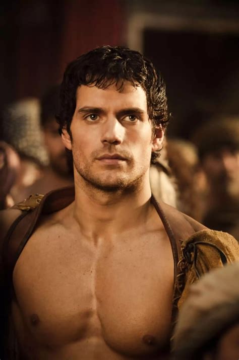 Las fotos con más sex appeal de Henry Cavill