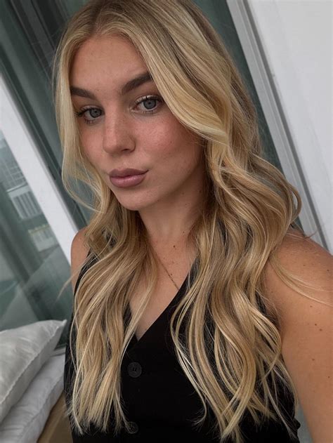 Maria Timofeeva, Russian tennis player : r/HottestFemaleAthletes