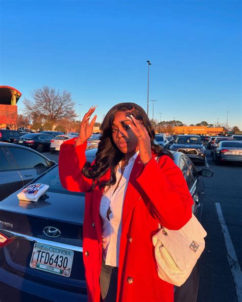 Zoe Grace (@ohitszo_) • Instagram photos and videos