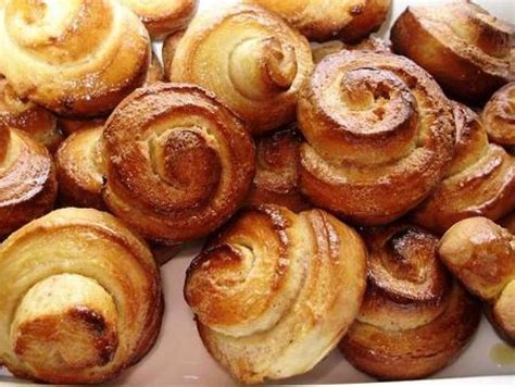 Сколько ккал в булочке с маком | Kkal.ru