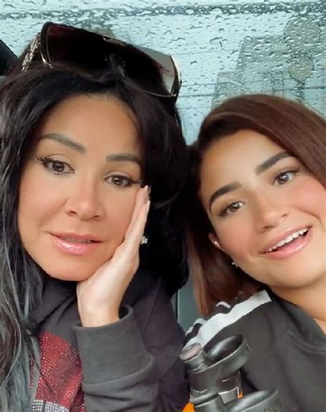 Carolina Sandoval se rompe al contar el duro episodio que enfrenta con