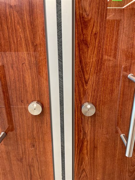 TF Green Airport Terminal - Thrislington Oasis Glass Cubicles