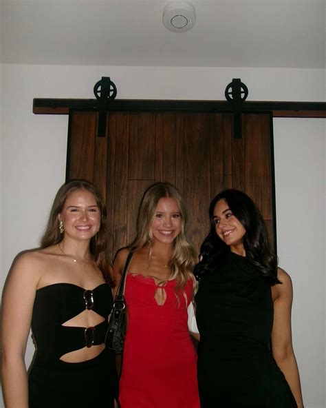 MIA WILLIAMS 🤍 (@___miawilliams___) • Instagram photos and videos