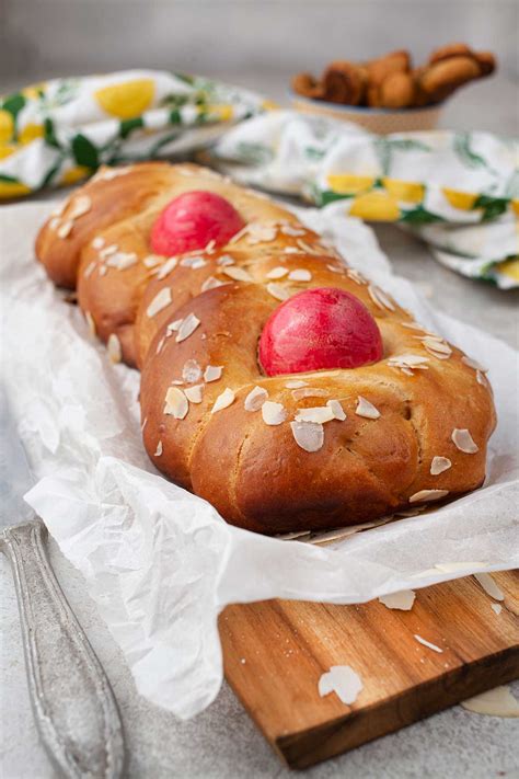 Tsoureki - Greek Easter Bread