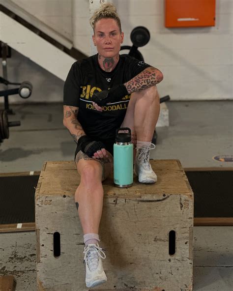 Bec Rodriguez (@rowdybec) • Instagram photos and videos