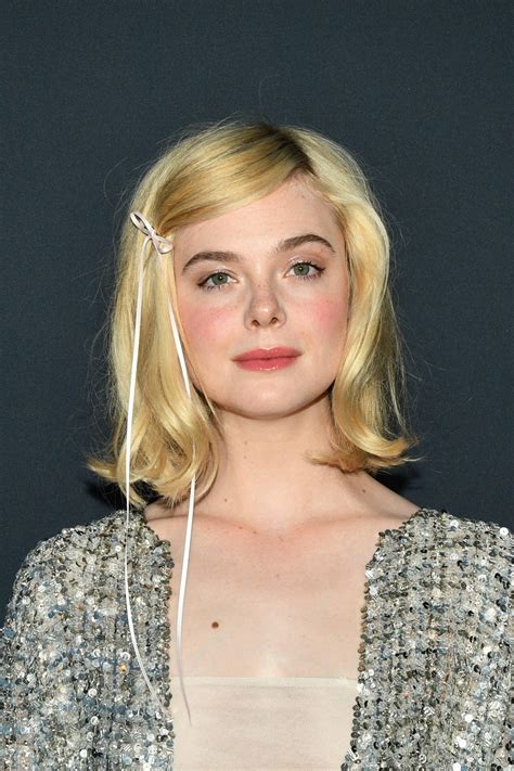 Elle Fanning : r/Celebhub