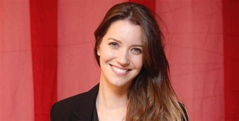 nathalia dill body measurements height weight bra size shoe size