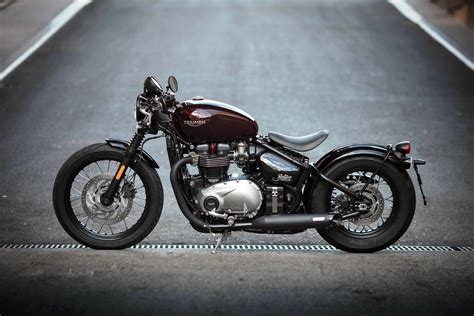 ultra hd triumph bonneville motorcycle wallpaper classic ride  focus