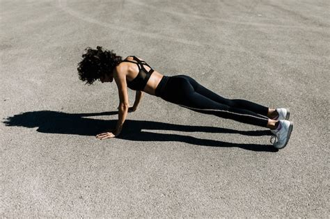 photo flexing exercise