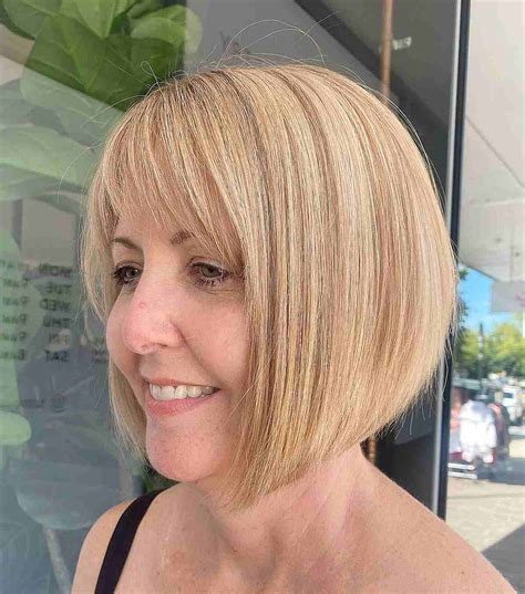 23 Modern Inverted Bob with Bangs (And Ones to Avoid)