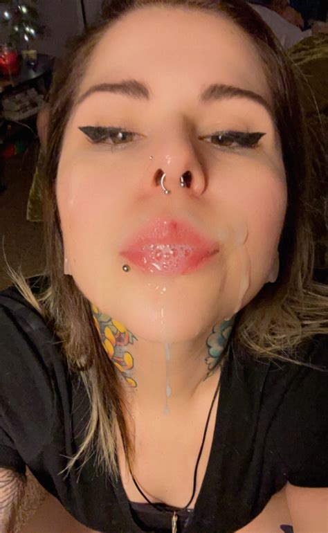I want the biggest loads all over me : r/MonsterFacials