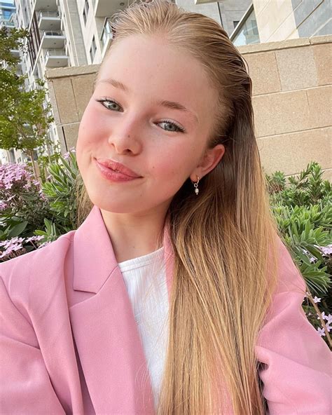 Anastasia Averbukh's Instagram, Twitter & Facebook on IDCrawl