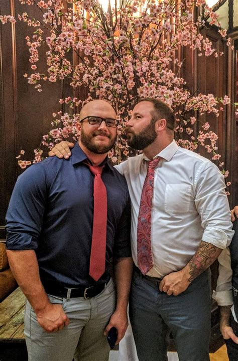 ボード「guys, gay, bear, bearded, beard, Tumblr, chubby, hairy, bears」のピン