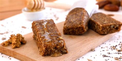 En casa puedes hacer estas barritas nutritivas para el día a día