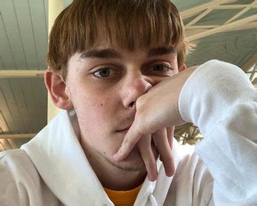 Logan Thirtyacre (YouTube Star) Wiki, Biography, Age, Girlfriends ...
