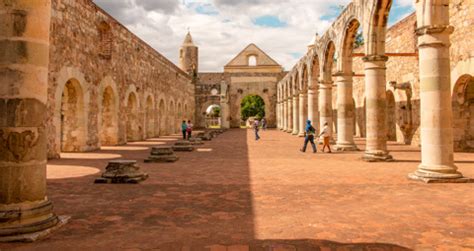 Oaxaca de Juarez Travel Cost - Average Price of a Vacation to Oaxaca de ...