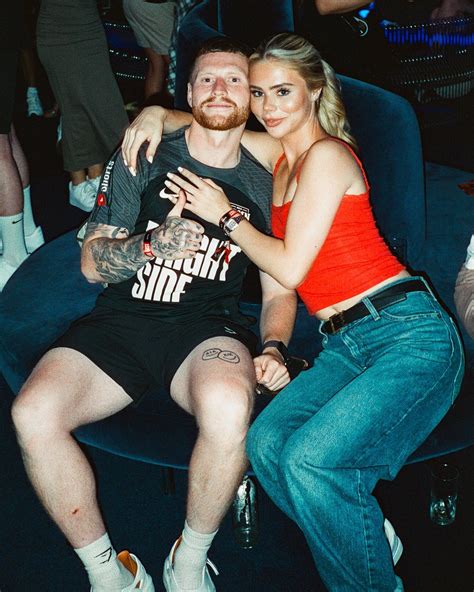 YouTube couple Faith Kelly, Ethan Payne divides internet after man