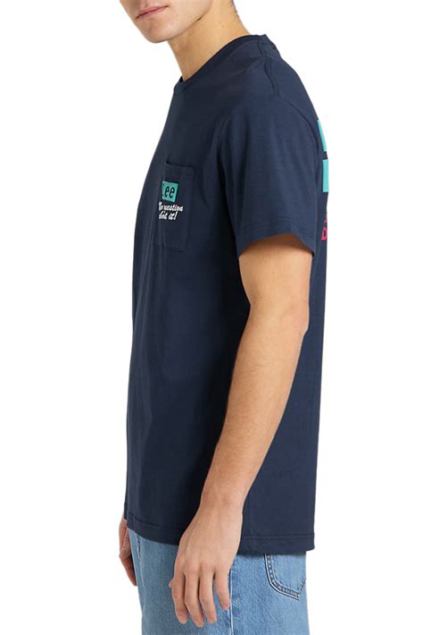 Оригинальная мужская футболка Lee | PlanetJeans.ru