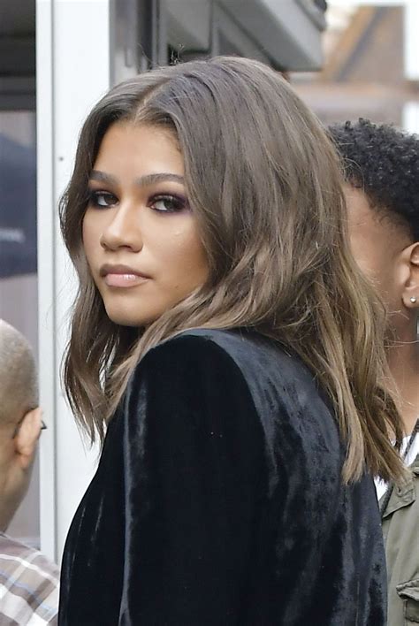 Celebrities-Trands: Zendaya Coleman Style – Out in NYC 9/9/2016
