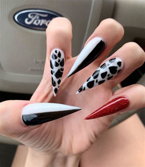 Pin on идеи для маникюра | Disney acrylic nails, Disney nails ...