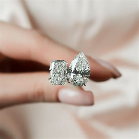 Keyzar · Don't Get Fooled: The Ultimate Guide to Spotting Fake Diamonds