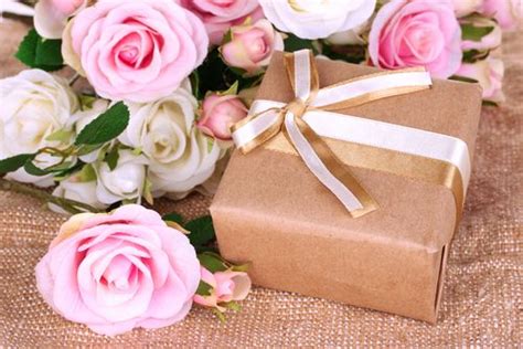 wedding gift ideas  couples  adore  ordained