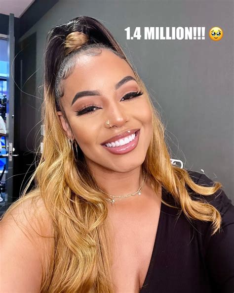 Sensualsunshine: This OnlyFans Star Is Taking Over—Don't Get Left Behind! Image 1