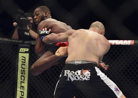 Самые кровавые кадры турнира UFC на Sportbox.ru!