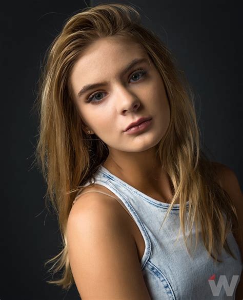 'Miracles From Heaven' Star Brighton Sharbino Exclusive StudioWrap ...