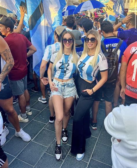 Let me introduce you Argentinean beauties who flash their tits at World