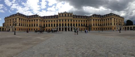Baroque Style - Schönbrunn Palace - JUSTICE IN VIENNA