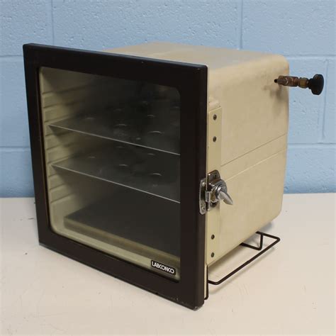 Sanplatec Corp Dry Keeper Vertical Auto-Desiccator Cabinet