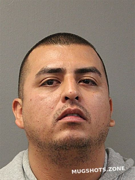 erik  lopez  chicago mugshots zone