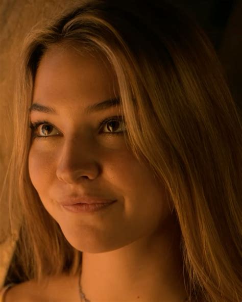 Sarah Cameron Icon | Outerbanks | Pretty people, Hottest celebrities