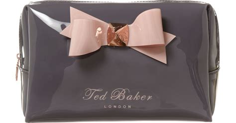Ted baker Leda Large Cosmetic Bag in Gray | Lyst
