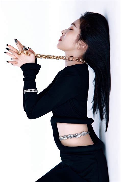 Pin by GUPENKAI on การบันทึกอย่างรวดเร็ว in 2025 | Red velvet irene