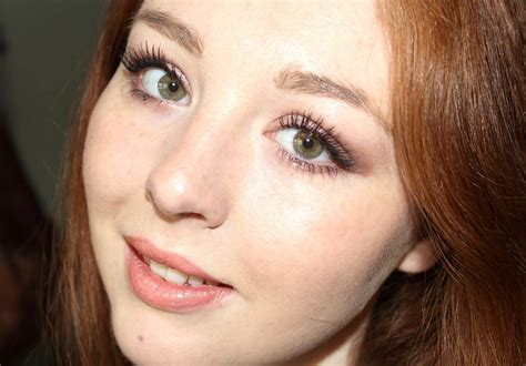 The Perfect Nude: L'Oreal Les Nudes Collection Privée ~ LITTLE RED