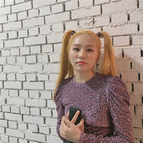 엘리스(ELRIS) on Twitter: "#이제이 안녕하세요, 블리스 :) 🎈 이제이입니다! 26일까지 얼마 남지 않았어요 ...