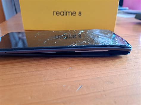 Realme 8 Dual Sim 6GB/128GB - nefunkční od 1,- Kč | Aukro