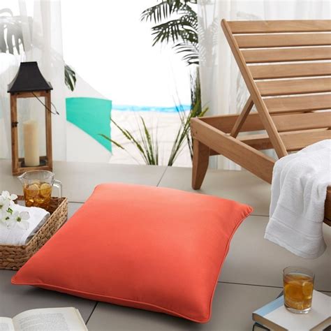 drinks   vibes heres   throw  sumptuously styled