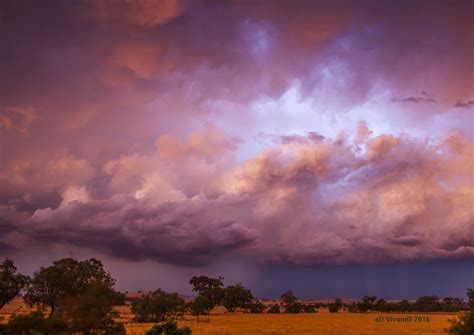 "Boomerang" - the big adventure!: Stormy weather but not a drop of rain did it bring...