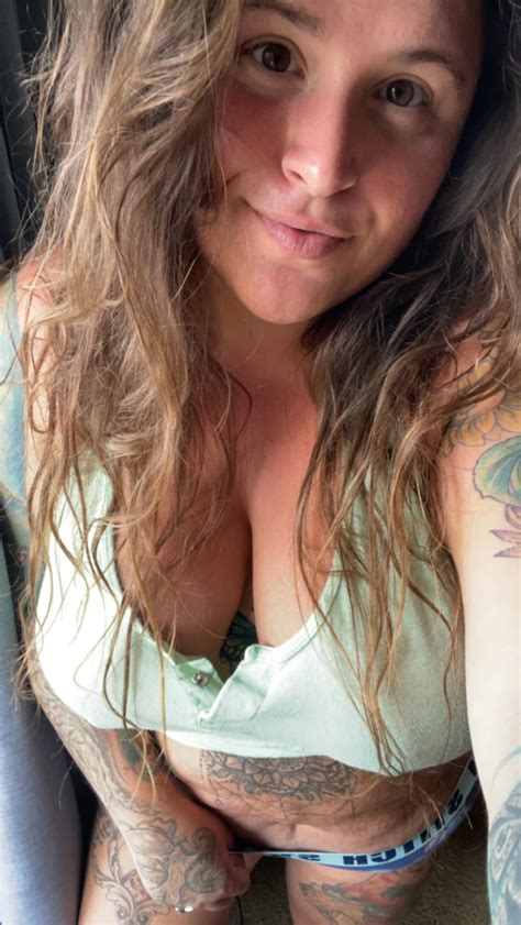 Sunday funday with your favorite tatted bbw milf! : r/BBWLegs