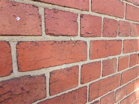 The English Brick Bond and Horizontal Expansion Joints