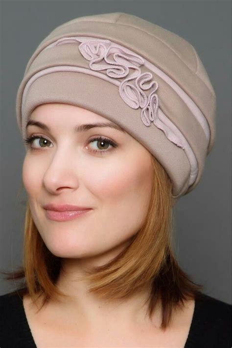 Épinglé par Shurentsetseg Chinbat sur hat | Chapeau femme, Bonnet ...