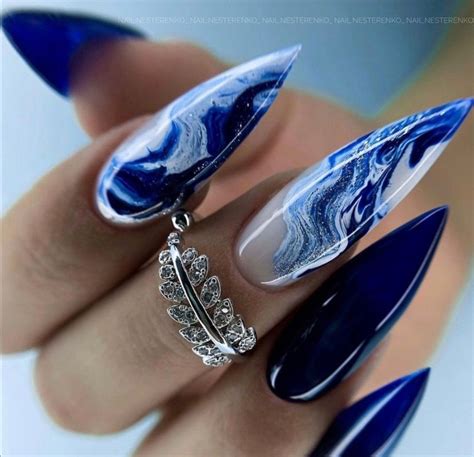 Pin by ANNA PELIKH on Миндаль | Blue stiletto nails, Trendy nails ...