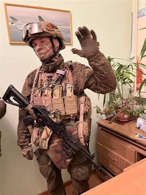 Serviceman of the VDV Spetsnaz (allegedly from the 45th VDV Spetsnaz ...