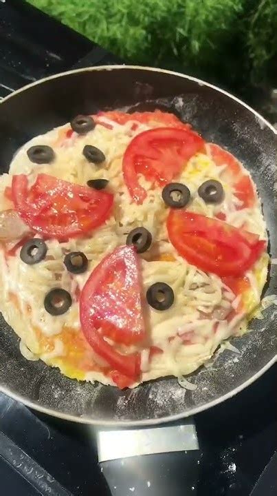 Пицца на сковороде без майонеза и сметаны за 7 мин из простых продуктов ...