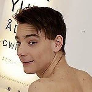 chad johnstone facts bio career net worth aidwiki