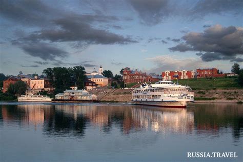 Город Павлово Canal, Structures