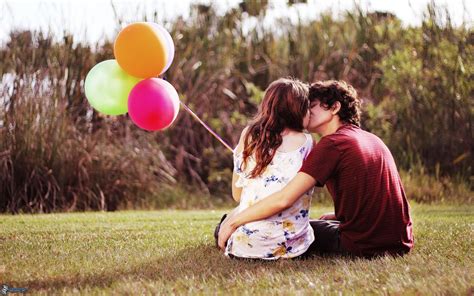 9 choses que tous les couples heureux font entre eux ! La 7 est ...